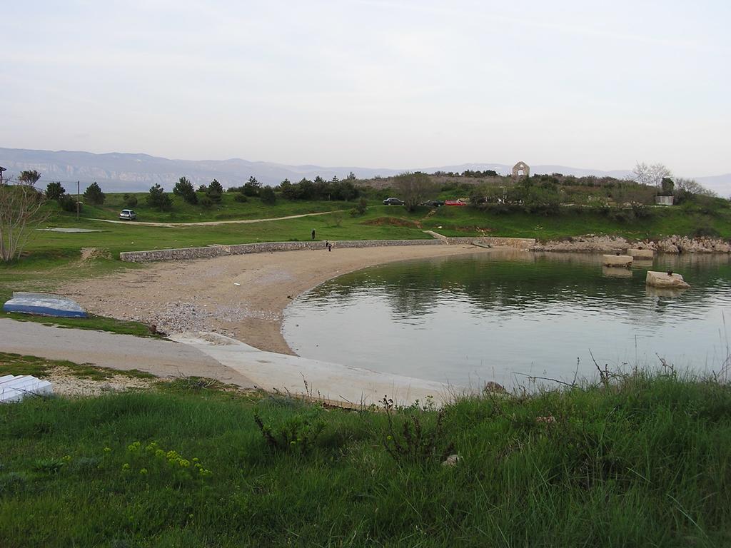 Apartment Adrijana Vrbnik Buitenkant foto